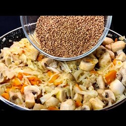 Как сделать гречку в три раза вкуснее! Три простых рецепта из гречки! фарш. молоко. сыр. грибы. мария мироневич рецепты