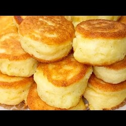 БЕЗ МУКИ! За 10 минут 1 стакан Кефира и манка и Целая гора вкуснятина готова! Идеально подходит на завтрак!