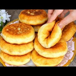 КАРТОФЕЛЬНО-ДРОЖЖ. ТЕСТО. НАЧИНКА ЗЕЛ.ЛУК+ЯЙЦО. БЕЗ РАСКАТКИ ТЕСТА.