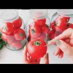 ЕСТЬ ИГЛА?Сохраняю помидоры КАК СВЕЖИМИ на зиму! БЕЗ СОЛИ УКСУСА и СТЕРИЛИЗАЦИИ! #помидоры #назиму