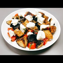 видео 3 мин САЛАТ с Хрустящими Баклажанами! жарит с крахмалом