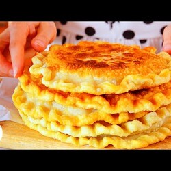 МУКА+КИПЯТОК! Большие чебуреки с фаршем и овощами. . Лучше чем пицца, лепешка и чебуреки