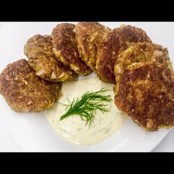 КОТЛЕТИ З ГРЕЧКИ ТА КАБАЧКА