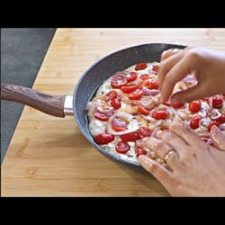 жидкая фокачча. Senza forno! Ho fatto la FOCACCIA IN PADELLA Sofficissima focaccia al cucchiaio ! Gabri #1558