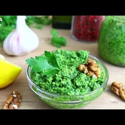 Соус Песто из Петрушки и Грецкого Ореха
