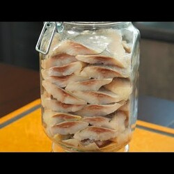 СЕЛЕДКА ВКУСНЕЕ КРАСНОЙ РЫБЫ! БЕЗ ВОЗНИ И ЗАМОРОЧЕК!