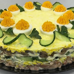 Салат "Курочка Ряба"