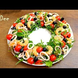 Cалат с кальмарами и креветками! Фишка в соусе! Prawns and squid salad