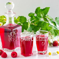 Настойка из малины на водке