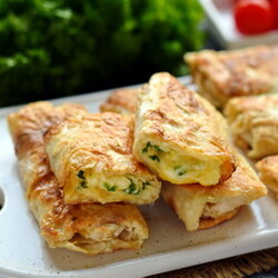 Жареный лаваш с сыром – нереальная вкуснятина за 10 минут практически «из ничего» - Пошаговый рецепт с фото |  Закуски