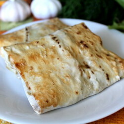 Конвертики из лаваша - Пошаговый рецепт с фото |  Закуски