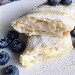 Штрудель с яблоками