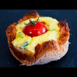 Кексы. Творожные ватрушки с абрикосами. Лаваш с сыром и помидорами