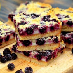 Пирожное ягодный ломтик