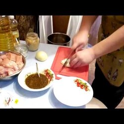 Разделка курицы. Оптимальный маринад и запекание в духовке.