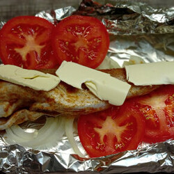 Показываю как вкусно поужинать на 100 рублей! (и тарелки не придётся мыть)