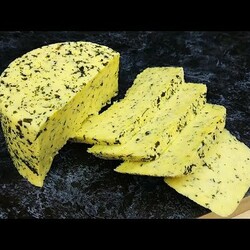 Я просто взяла МОЛОКО, СМЕТАНУ и за 15 минут у меня получился изысканный СЫР!!!