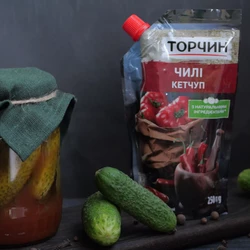 Мариновані огірки з чилі