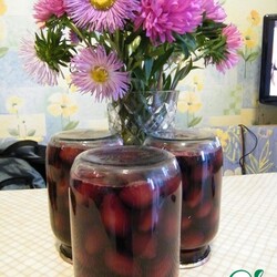 Сливы маринованные