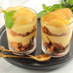 Трайфлы с персиком