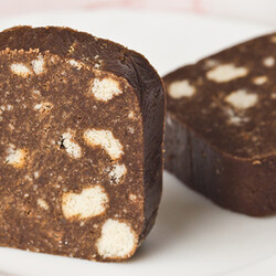 Шоколадная колбаса из печенья