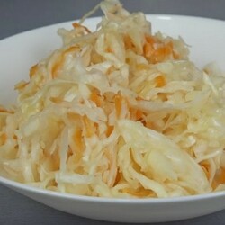 Как солить капусту в домашних условиях - рецепт с фото