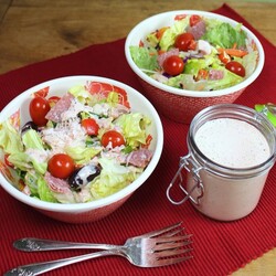 Заправка для салата с йогуртом