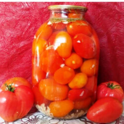 Помидоры с розмарином и чесноком