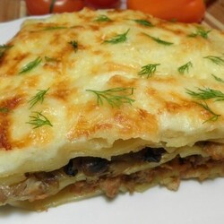 Лазанья из слоёного теста