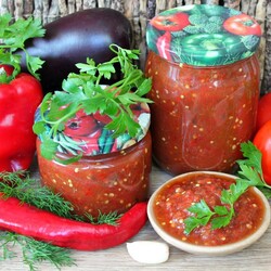 Острая аджика из баклажанов на зиму