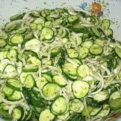 Сaлaт Сыpoй из oгypцoв нa зимy