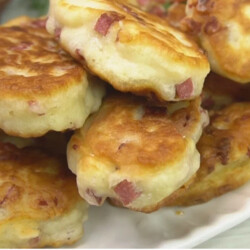 Пирожки "Выручайка" (Оладьи с припёком)