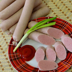 Домашние молочные сосиски