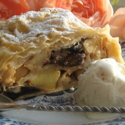 Яблочный «почти штрудель» из лаваша