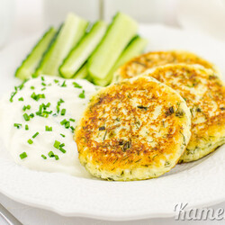 Сырники с зеленым луком и зеленью