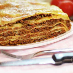 Лазанья с фаршем в мультиварке