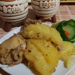 Курица с картофелем "Без особого труда"