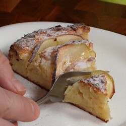 Творожный пирог с яблоками