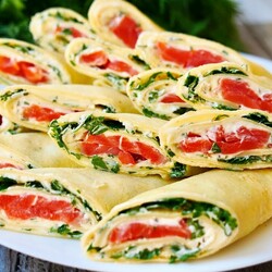 Закуска блинчики с рыбой