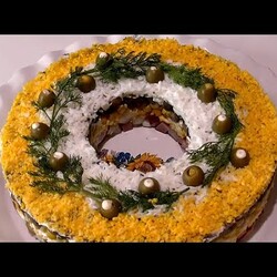 Салат Праздничный с ветчиной и грибами