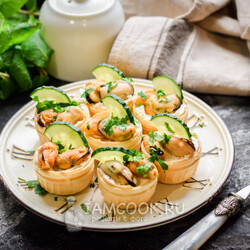 Тарталетки с мидиями и творожным сыром