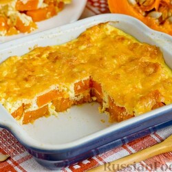 Несладкая запеканка из тыквы с творожно-молочной заливкой и сыром