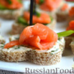 Рецепт: Канапе с красной рыбой на RussianFood.com