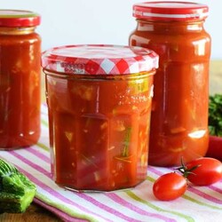 Закуска из кабачков с болгарским и горьким перцем на зиму