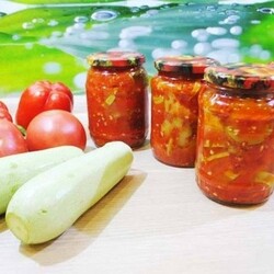 Кабачки-лечо с помидорами и болгарским перцем с чесноком на зиму