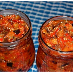 Баклажаны с томатами болгарским и острым перцем луком чесноком и кинзой на зиму