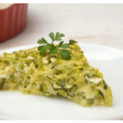 Легкая запеканка из кабачка с брынзой или творогом, можно с тертым сыром с зеленью в духовке