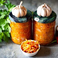 Салат из моркови на зиму