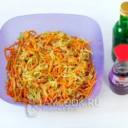 Салат из кабачков с морковью в маринаде на зиму