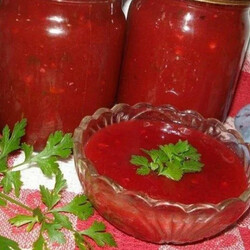 Сибирская аджика со сливой на зиму